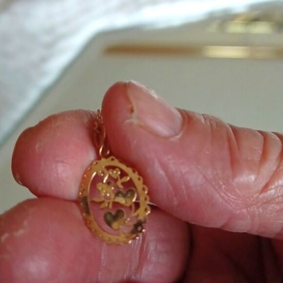 14KT GOLD‎ Chain /W Flower Cut Out Pendant 18 L .09 Gold - Picture 10 of 10